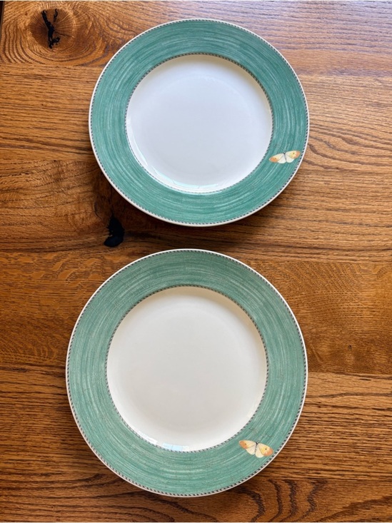 Wedgwood Other - Wedgwood 1997 Sarah’s Garden (2) Green Rim Dinner Plates- Made in England